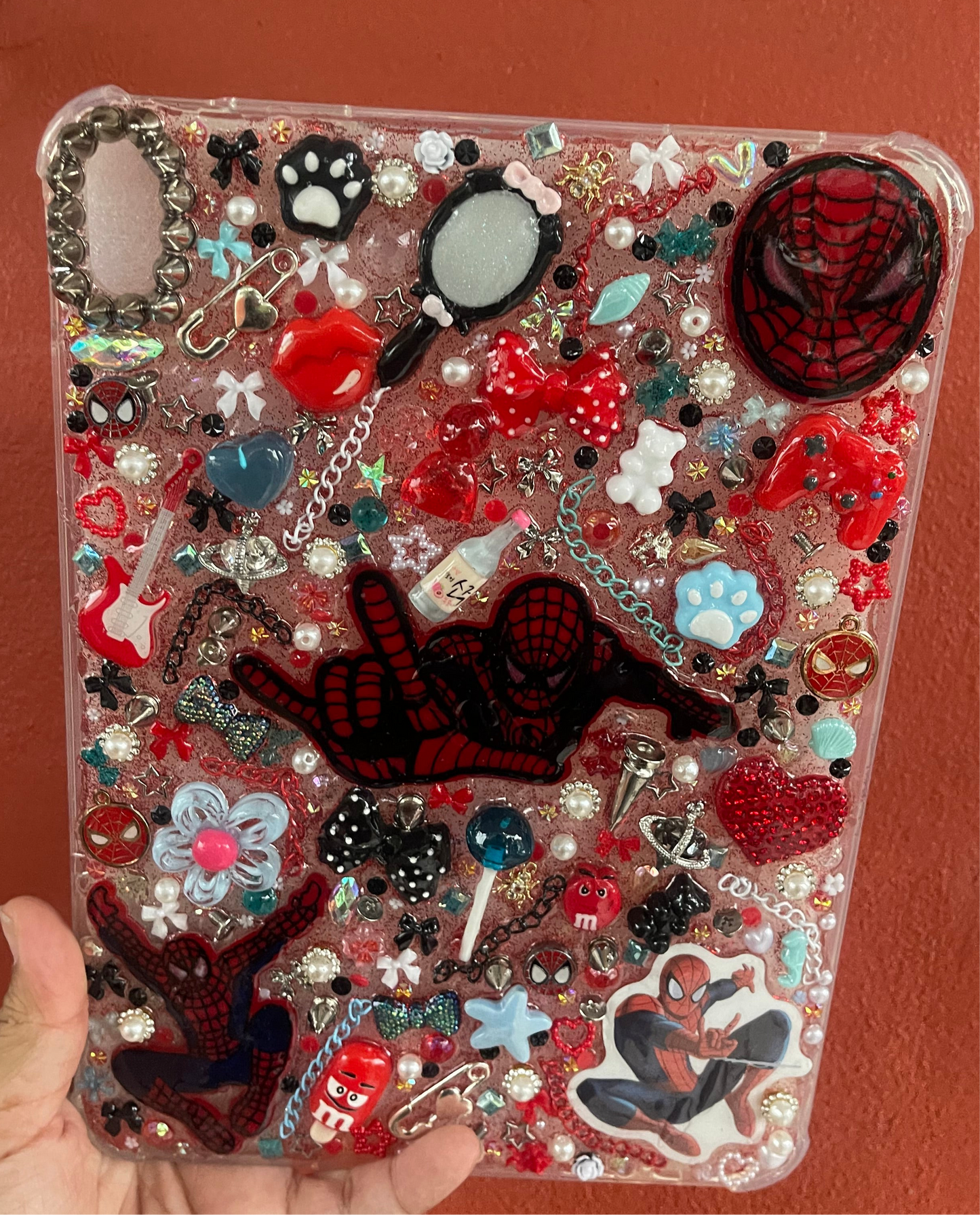 ready to ship iPad 10.9 spiderman case